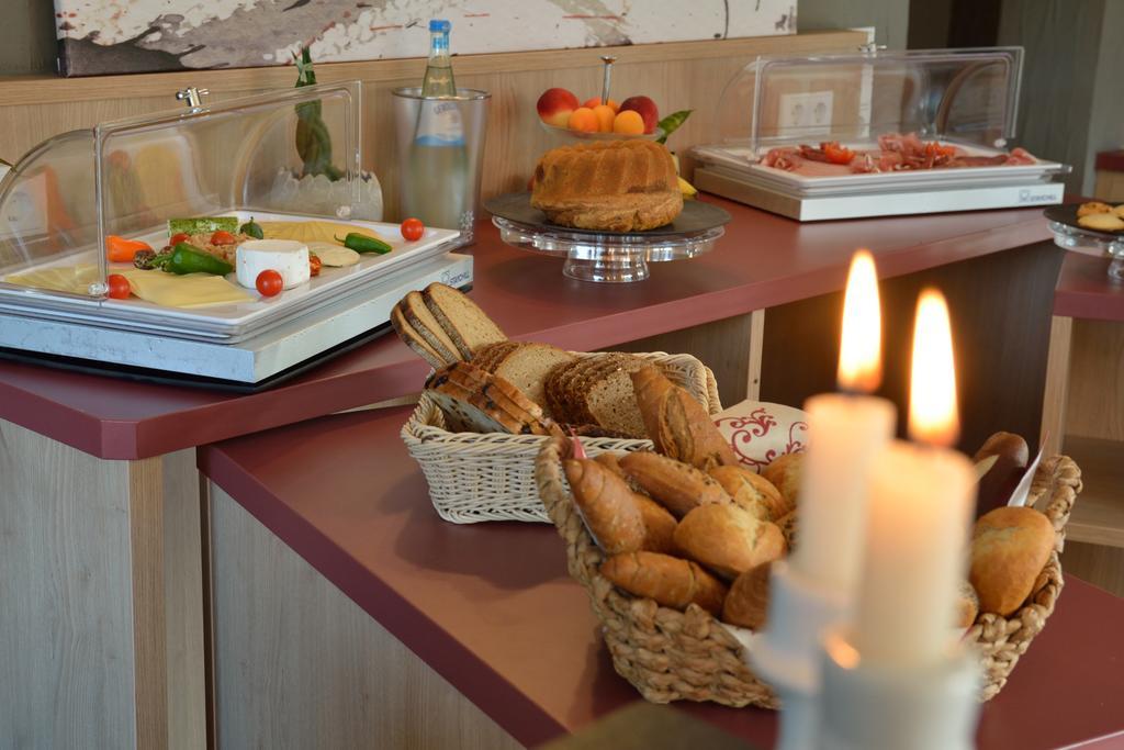 Hotel-Restaurant-Weingut Kapellenhof Klotten Luaran gambar