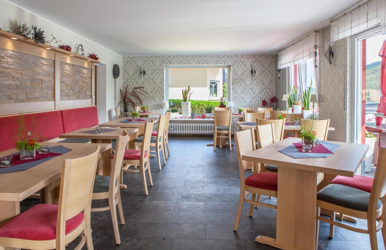 Hotel-Restaurant-Weingut Kapellenhof Klotten Luaran gambar