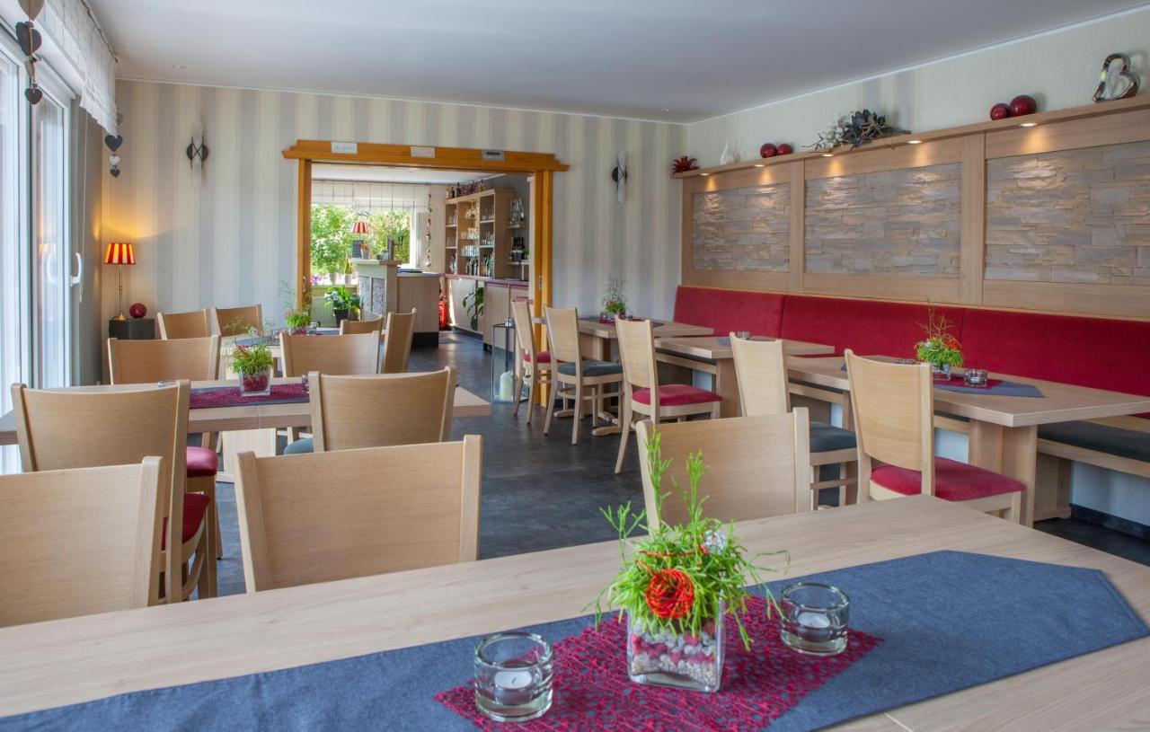 Hotel-Restaurant-Weingut Kapellenhof Klotten Luaran gambar